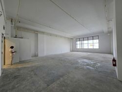 Hh @ Kallang (D13), Factory #597526311